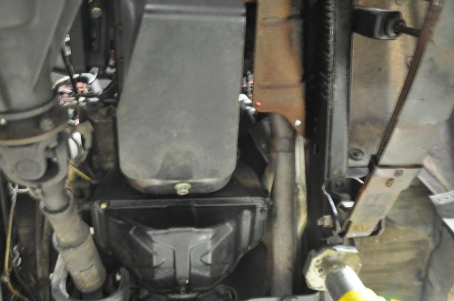 Детали экстерьера Toyota Land Cruiser 60 (FJ60) 1984 года  (NA) (фото 224 из 251)